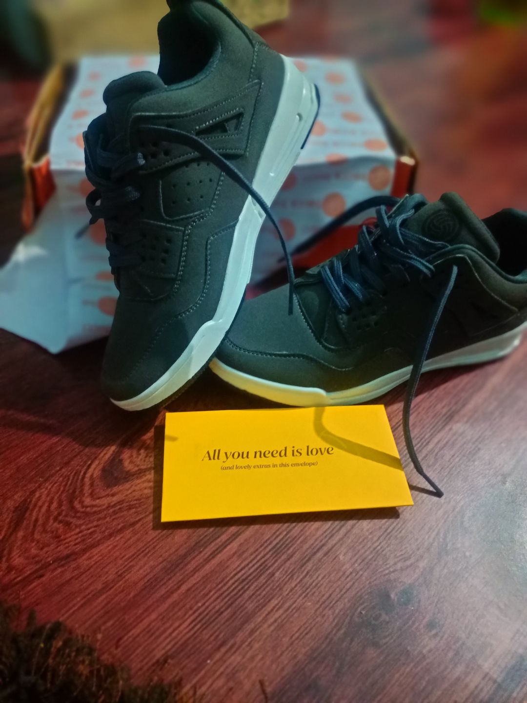 Customer photo review of Bacca Bucci ULTRAFORCE Mid-top Athletic-Inspired Casual Shoes
