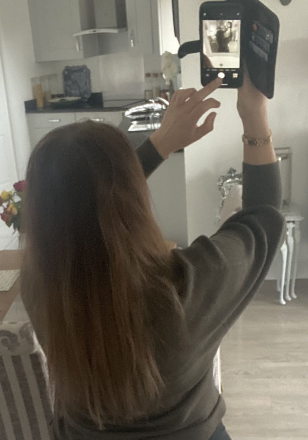 Customer photo review of 18" Seamless Five Piece Clip-in Human Hair Extension (105g)