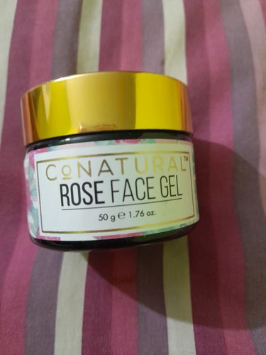 Customer photo review of Rose Face Gel