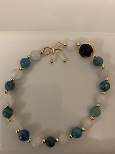 Customer photo review of Bracelet Détoxifiant Apatite et Pierre de Lune | Or fin