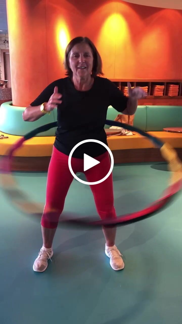 Customer video review of Powerhoop Deluxe Weighted Hula Hoop 1.9kg