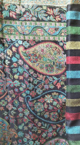 Customer photo review of Pashtush Mens Woven Ethnic Stole, Extra Soft Bamboo Fibre