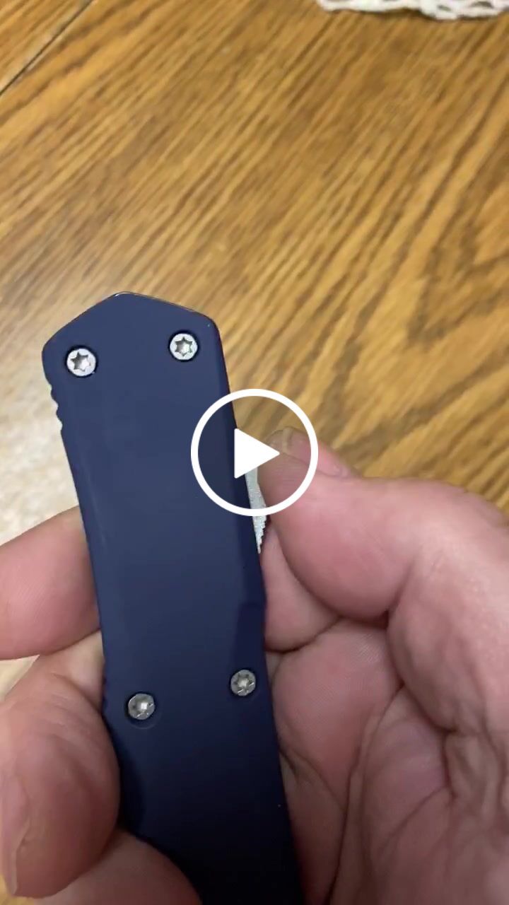 Customer video review of Carbon Fiber Ghost D/A OTF (Multiple Blade Styles Available)