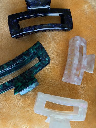 Customer photo review of XL Dreamy Claw Clip