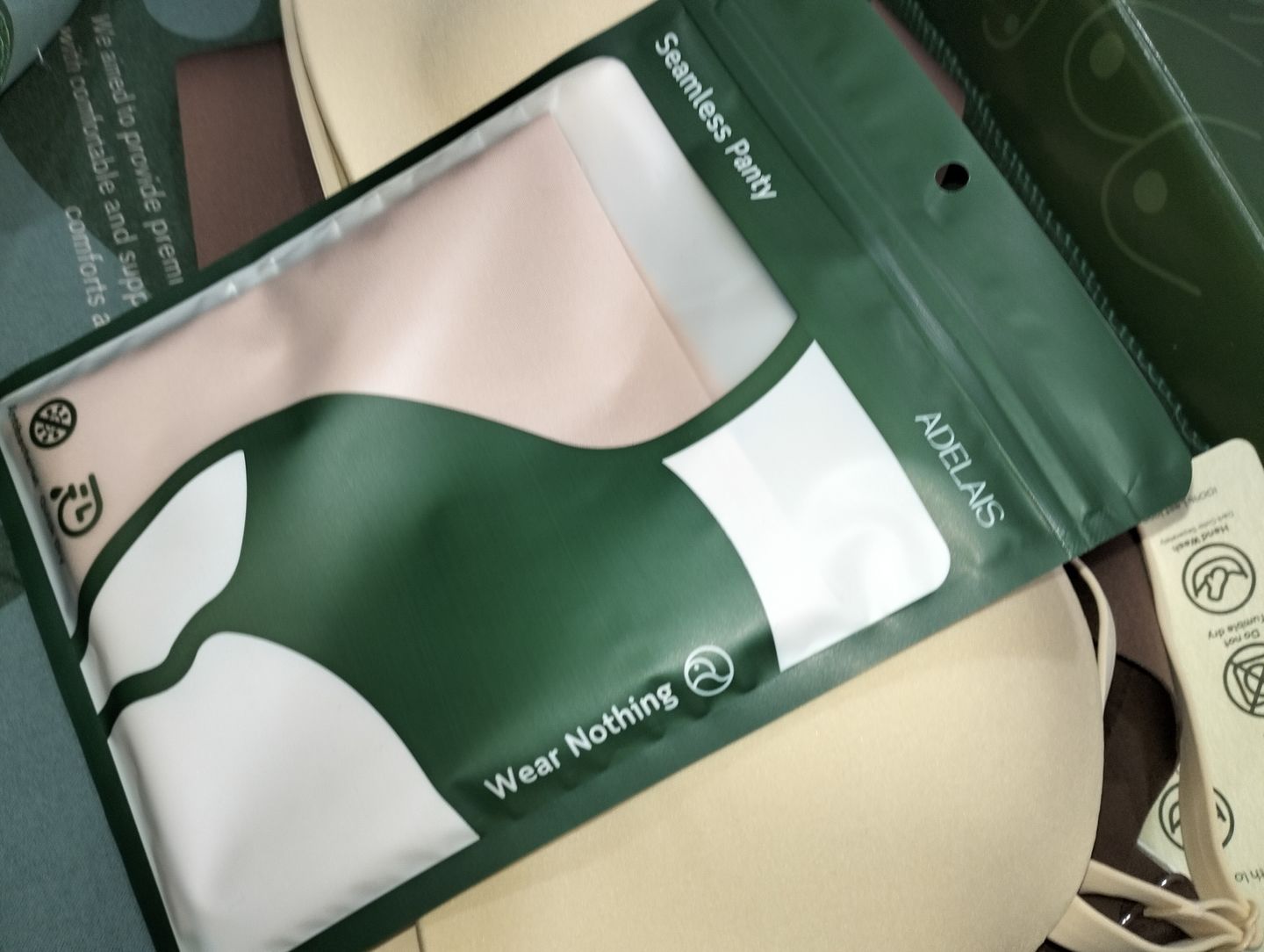 Customer photo review of [NEW-IN] Wear Nothing Seamless Antibacterial Panty