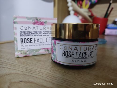 Customer photo review of Rose Face Gel