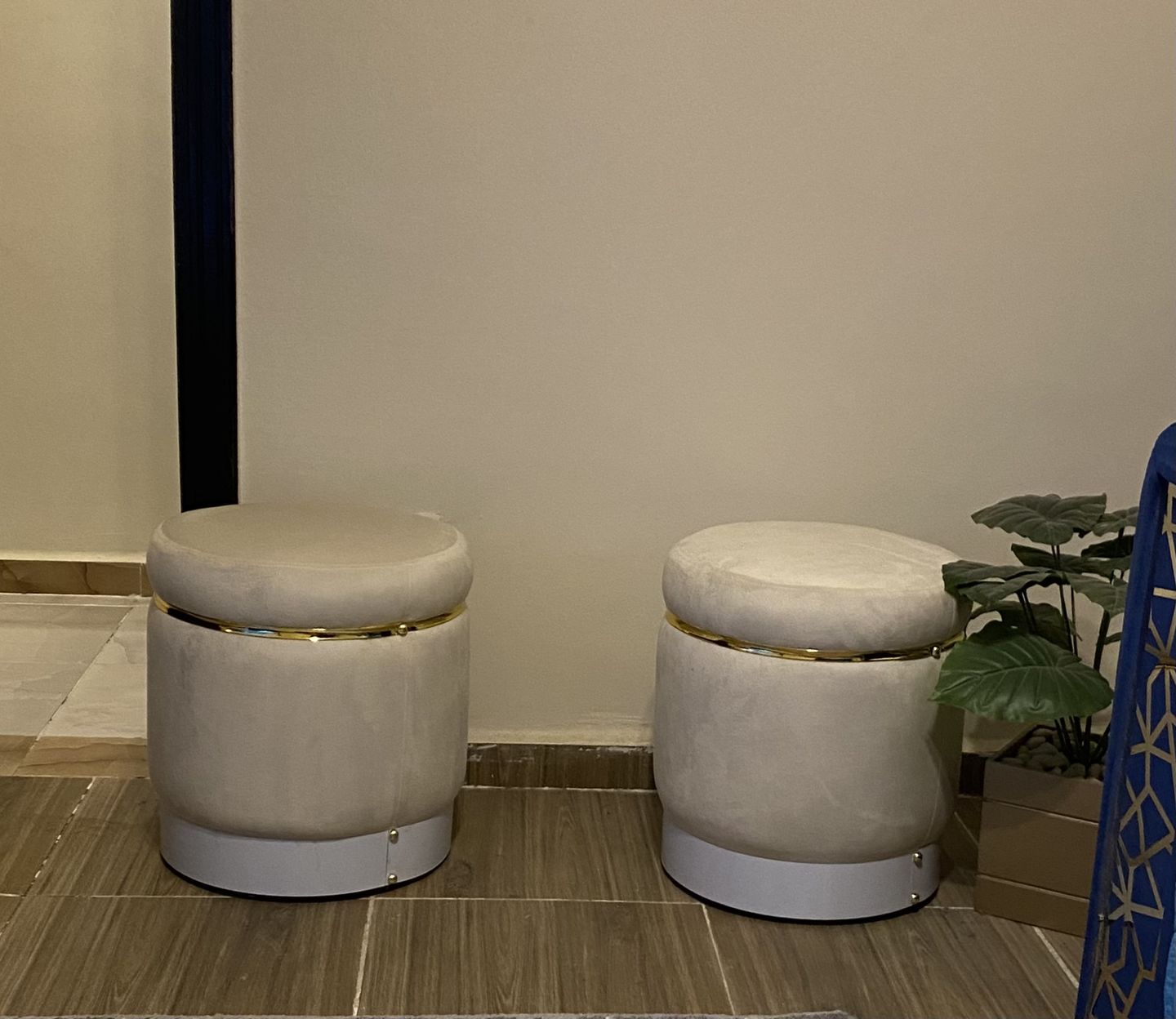 Customer photo review of بوف دائري - أوف وايت - AC96