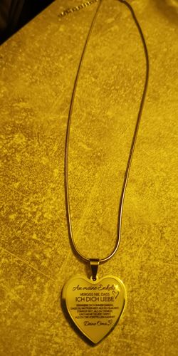 Customer photo review of Herz-Halskette - An meine Enkelin von Oma