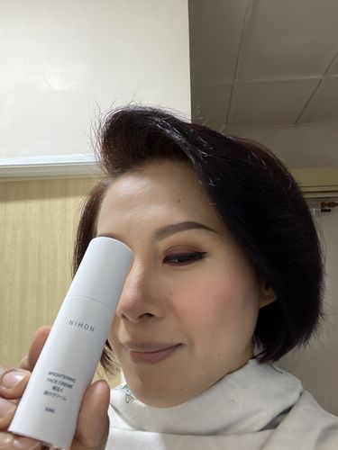 Customer photo review of Brightening Face Creme