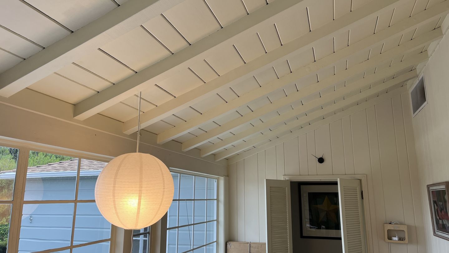 Customer photo review of 20" White Fine Line Premium Even Ribbing Paper Lantern, Extra Sturdy