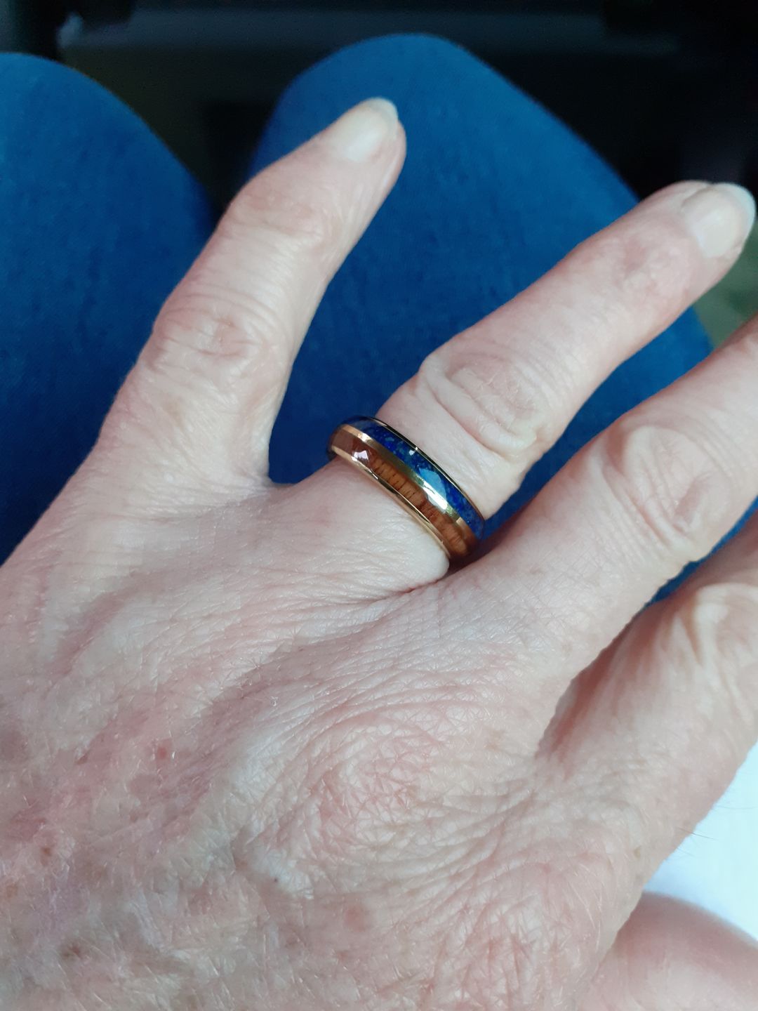 Customer photo review of The Golden Blue 6mm Wonder Ring