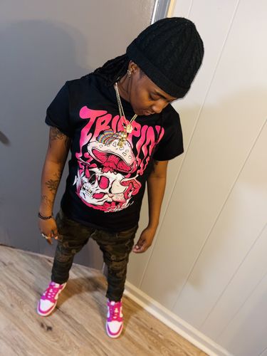 Customer photo review of Triple Pink Dunk Low DopeSkill T-Shirt Trippin Graphic