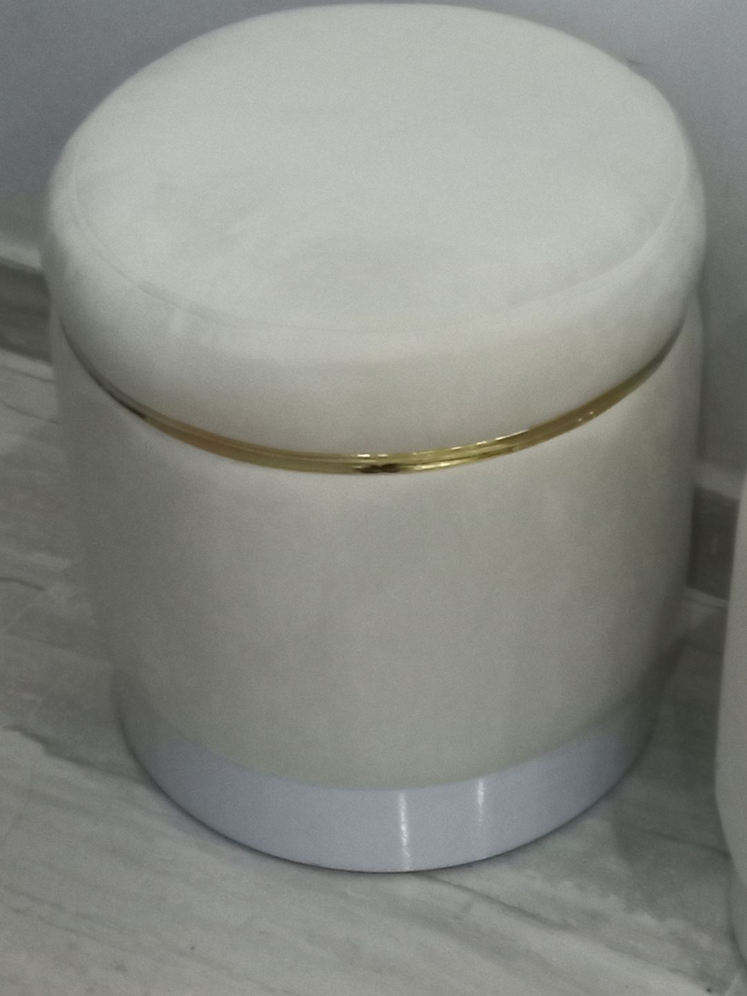 Customer photo review of بوف دائري - أوف وايت - AC96
