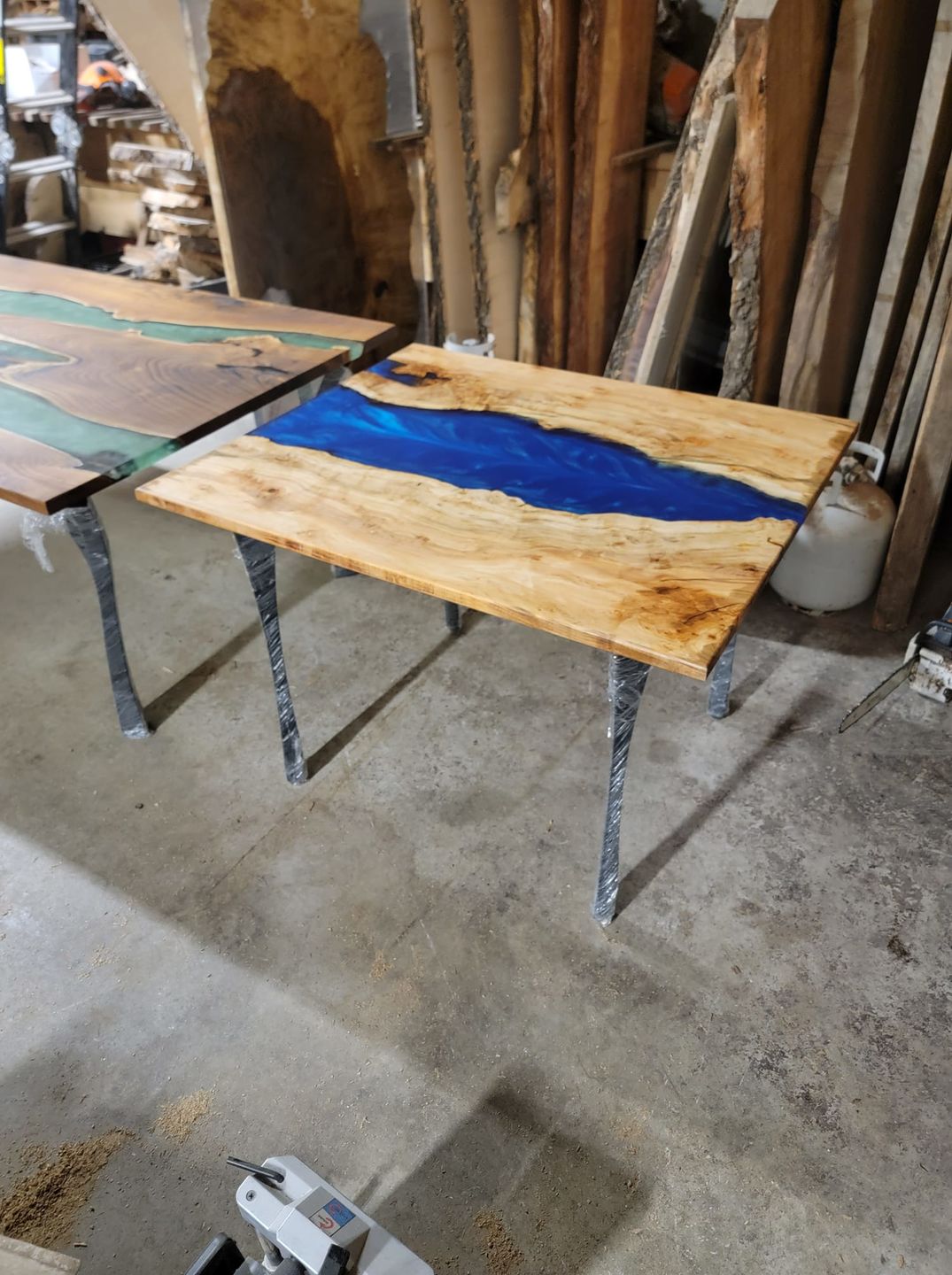 Customer photo review of Metal Table Legs - 501 Snello - 2, 2, 28H inch - Set of 4 pcs - Flowyline