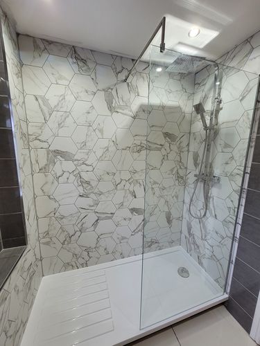 Customer photo review of 1700 x 700mm Rectangular Walk-In Stone Shower Tray