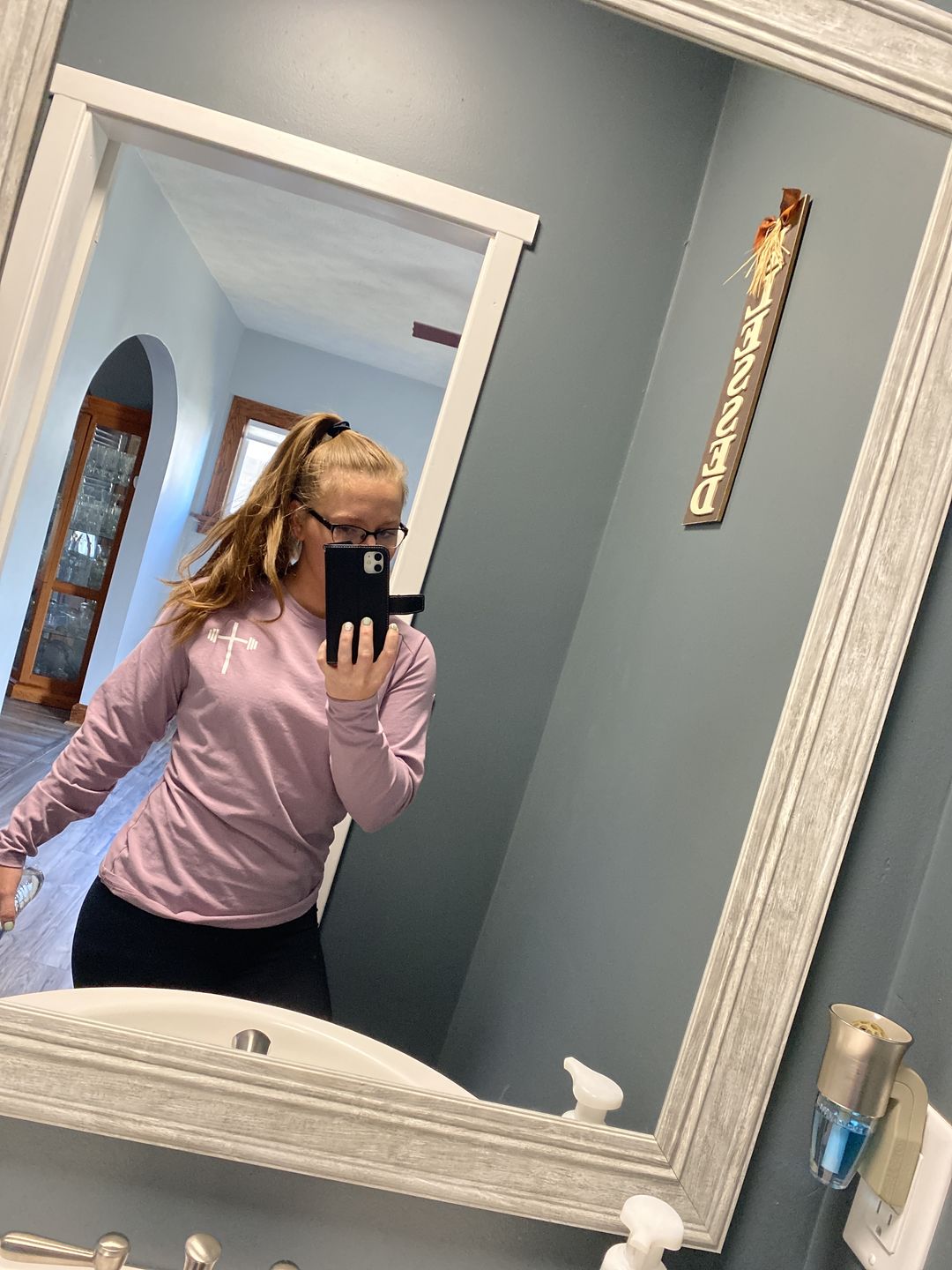 Customer photo review of Long Sleeve Performance Tee - Light Purple