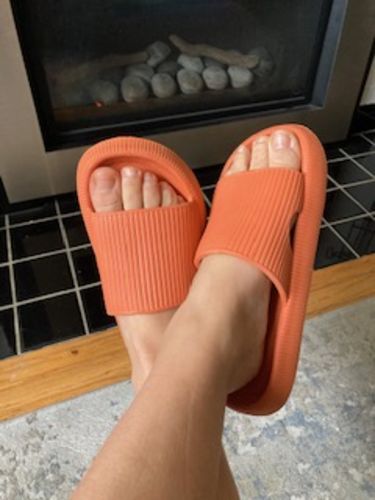 Customer photo review of Original Cushion Slides - Cloud Slides