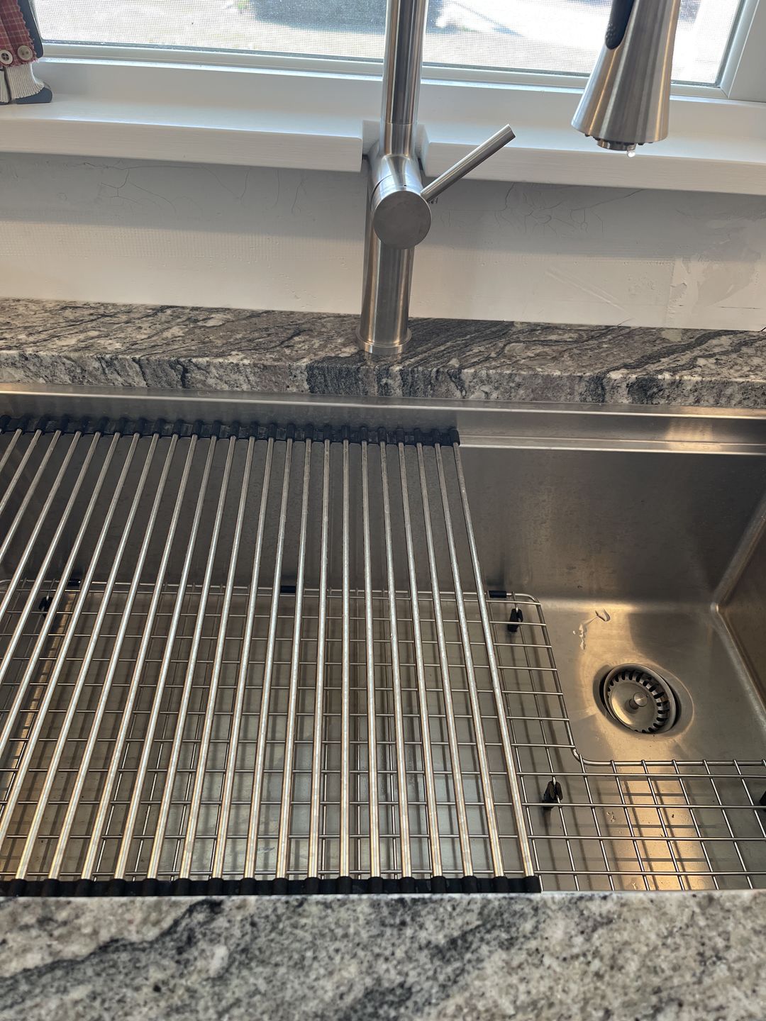 Customer photo review of 33" Undermount Workstation Sink – 16 Gauge Stainless Steel Single Bowl – Offset Drain Right – Seamless Drain (5LS33R)