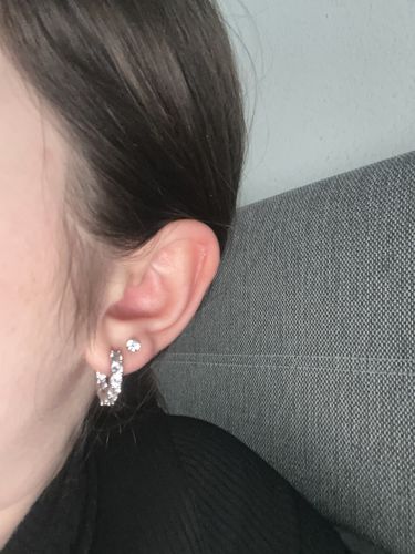 Customer photo review of Cecilia Ohrringe