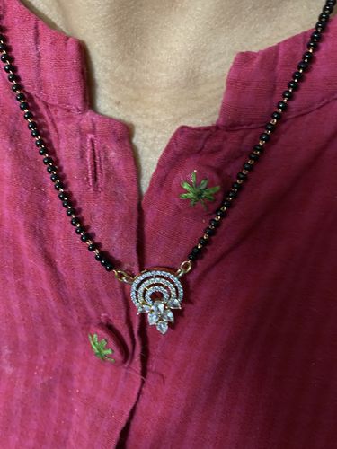 Customer photo review of MANGLAL SUTRA GOLD PLATED PENDANT SET