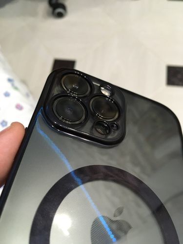 Customer photo review of MagCase Clear+