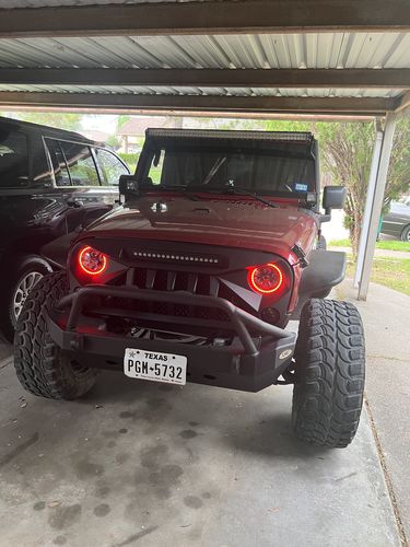 Customer photo review of Gladiator Grille w/ LED Off-Road Lights & Smoked Star Turn Lights Combo for 07-18 Wrangler JK