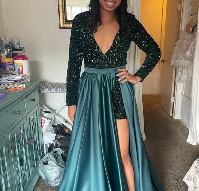 Customer photo review of Hunter Green Sequin On Velvet