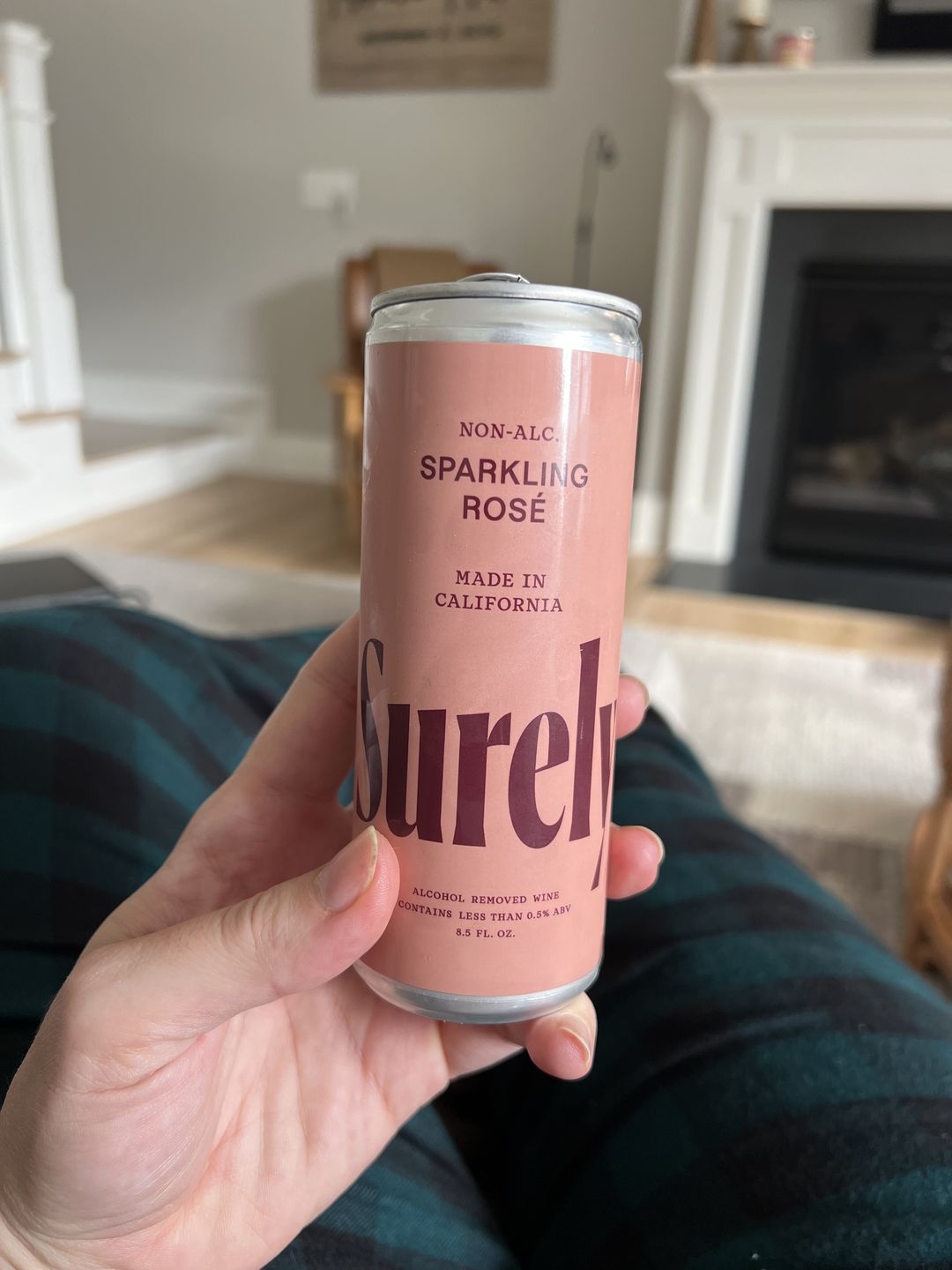 Customer photo review of Non-Alcoholic Sparkling Rosé Can 4-Pack