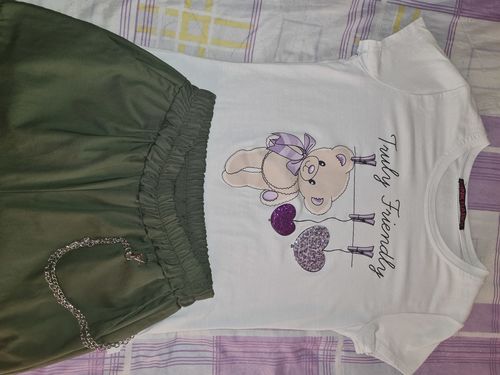 Customer photo review of T-Shirt Truly Friendly