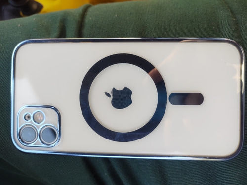Customer photo review of MagCase Clear+