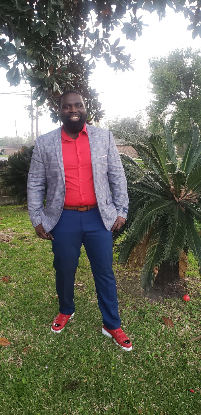 Customer photo review of Luiz  X in Red