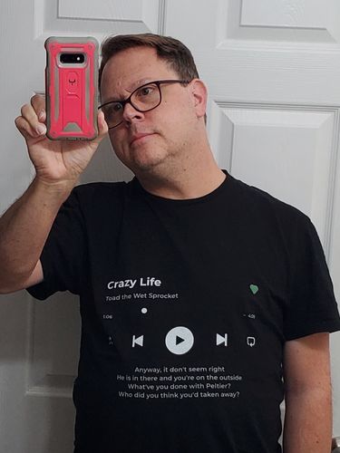 Customer photo review of Your Favorite Song T-Shirt Music Player