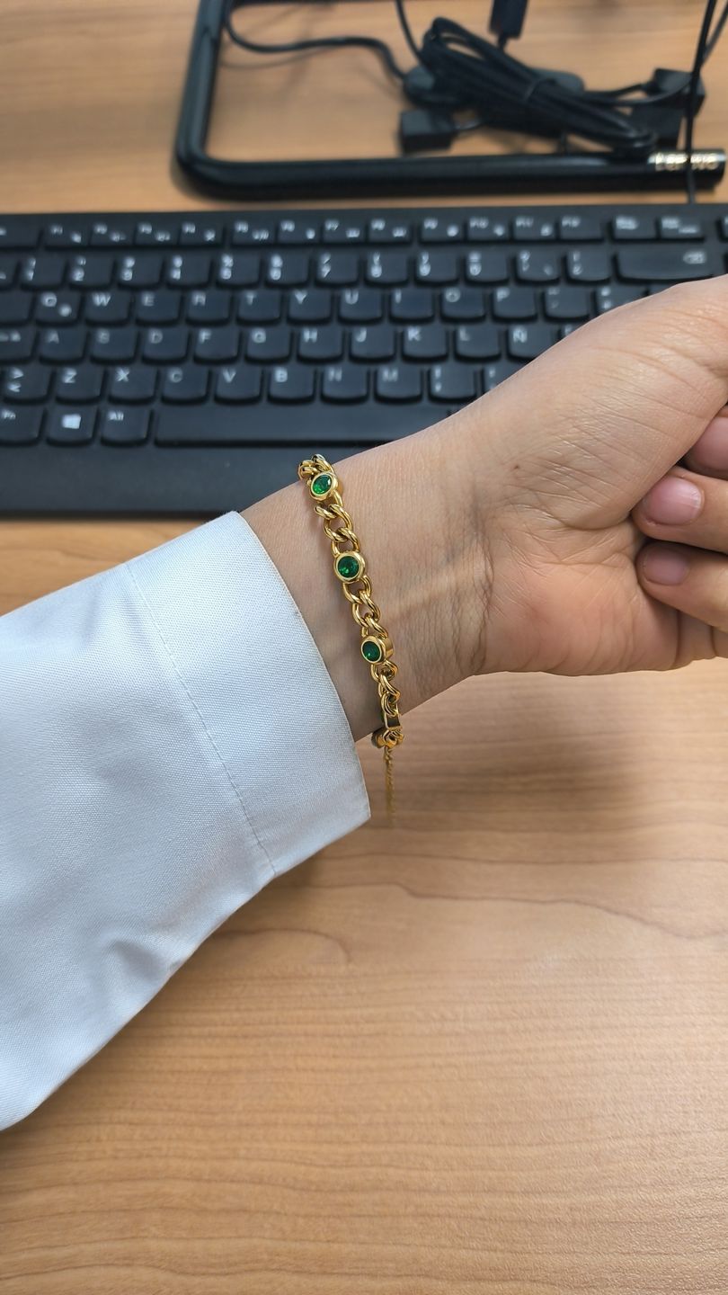 Customer photo review of Pulsera Kaffy
