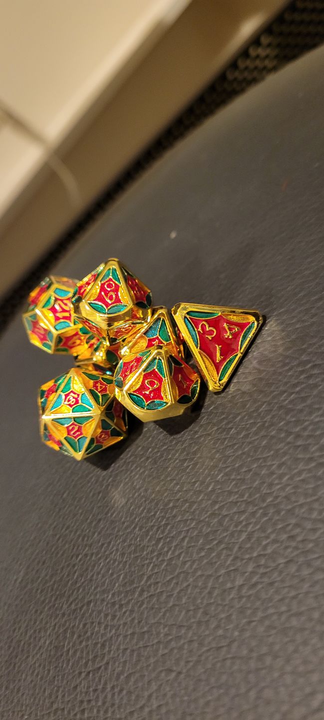 Customer photo review of Jester Chroma - Metal Dice Set