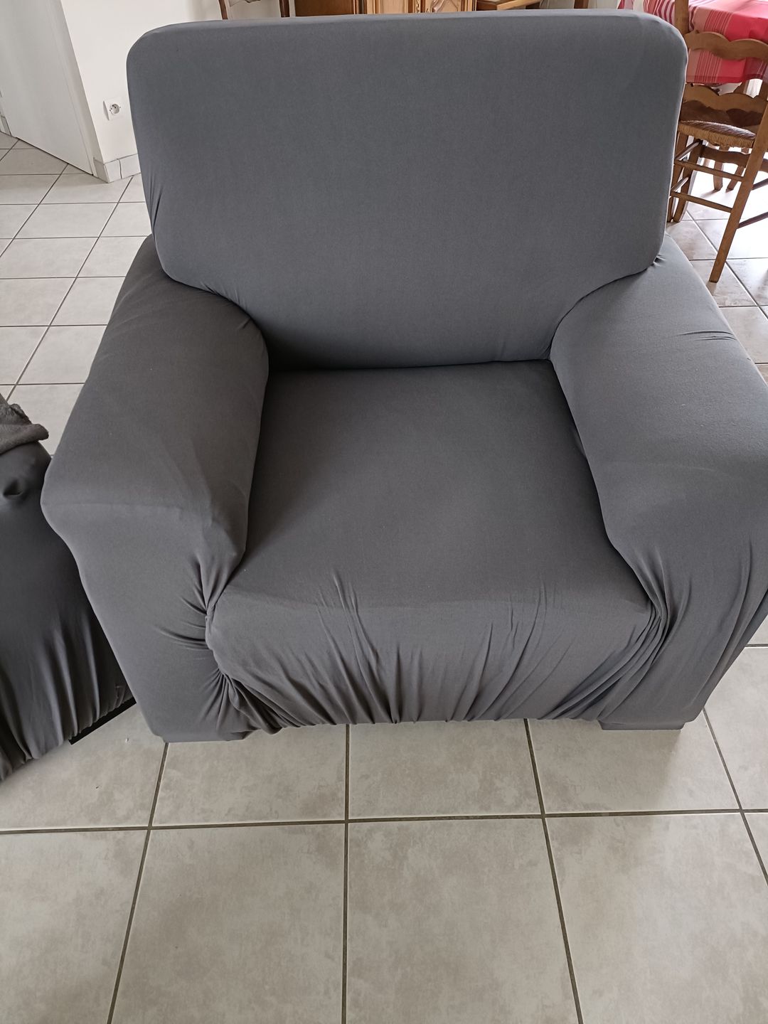 Customer photo review of Gris anthracite - Housses Extensibles de Fauteuil et Canapé