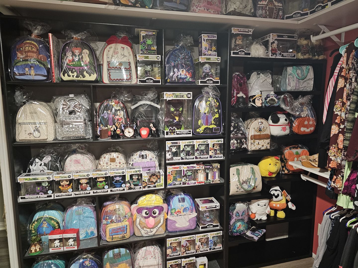 Customer photo review of 707 Street Exclusive - Loungefly Disney Minnie Mouse Silver Sequin Mini Backpack