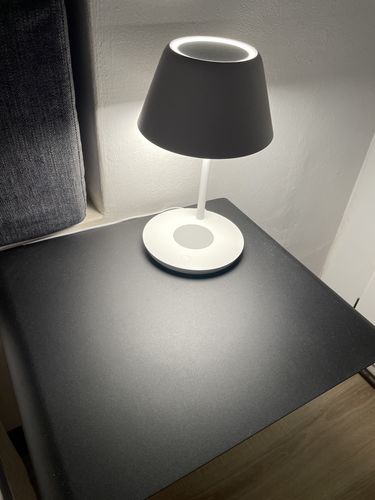 Customer photo review of Staria Bedside Lamp Pro - Wireless Charging