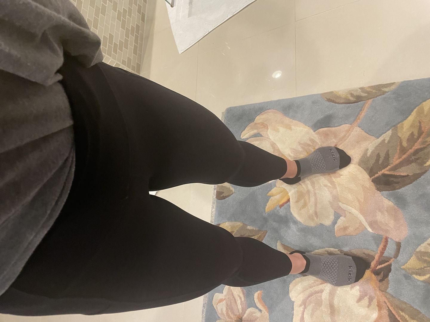 Customer photo review of Focus Leggings - Black | MT LUXE