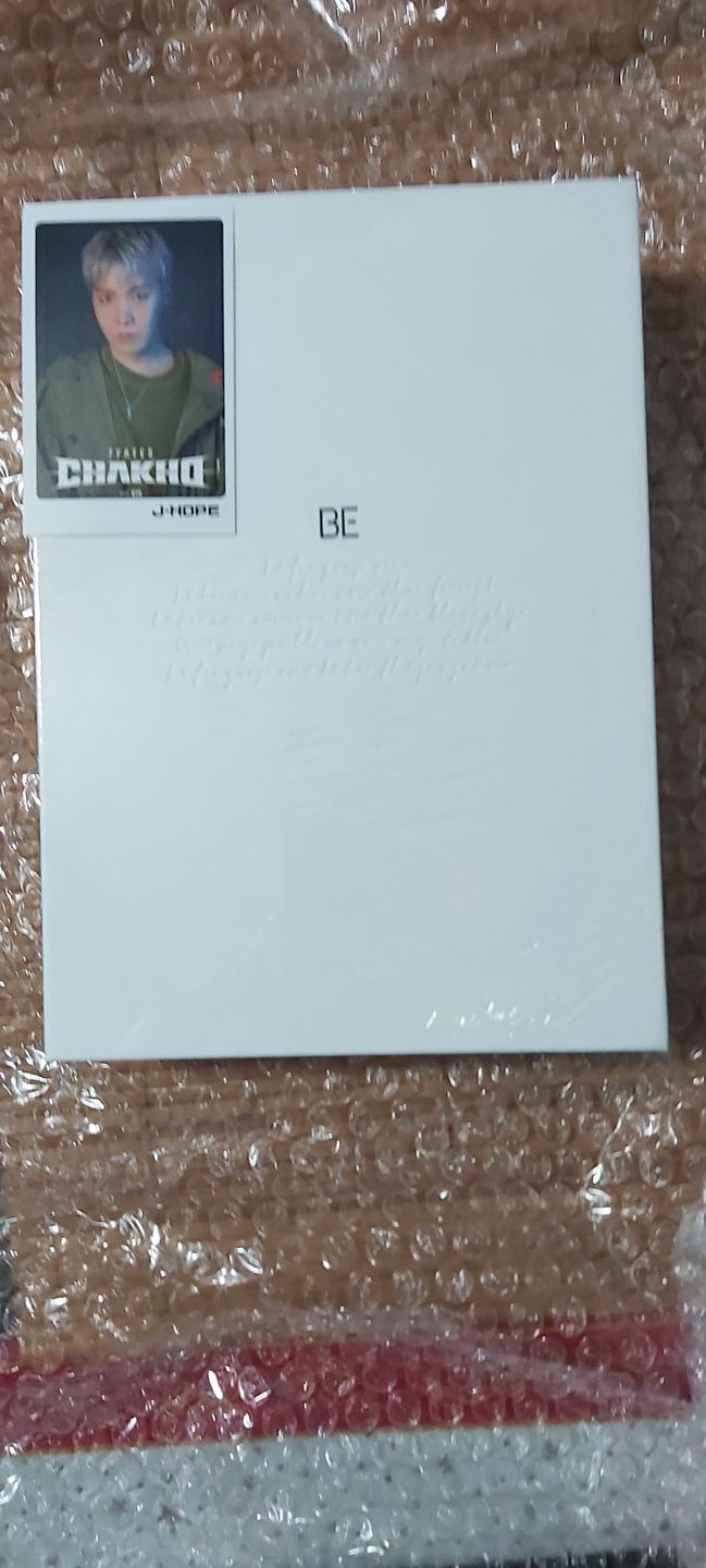 Customer photo review of BTS - SPECIAL ALBUM BE (DELUXE EDITION)
