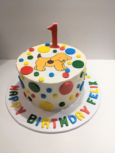 Customer photo review of 15 cm Round Custom Edible Icing Image