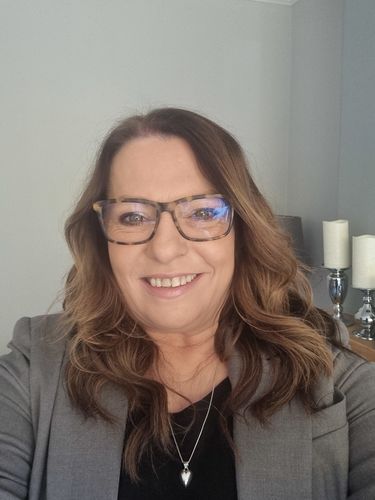 Customer photo review of Invisible Wire Human Hair Extension - Dark Caramel Balayage