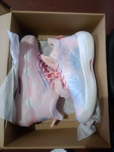 Customer photo review of Agila 2.0 Sneakers