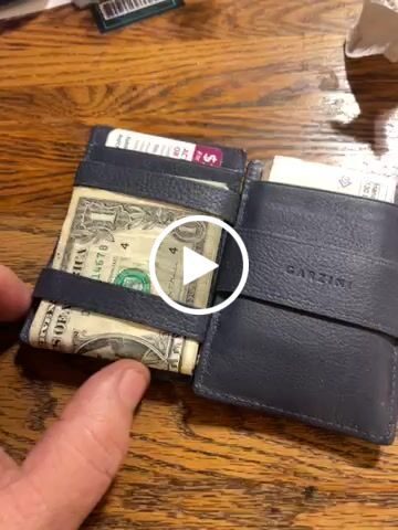 Customer video review of Essenziale Magic Wallet