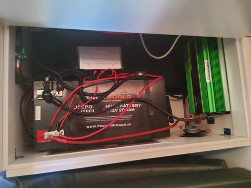 Customer photo review of 12v iTECH200 200Ah Lithium Battery - LiFePO4 Deep Cycle Camping RV Solar