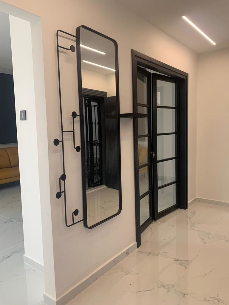Customer photo review of Le Cadre Wall Mirror