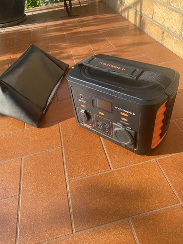 Customer photo review of Lithium Portable Power Station 25Ah 300w iTECH300P