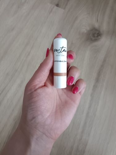 Customer photo review of Lippenbalsam