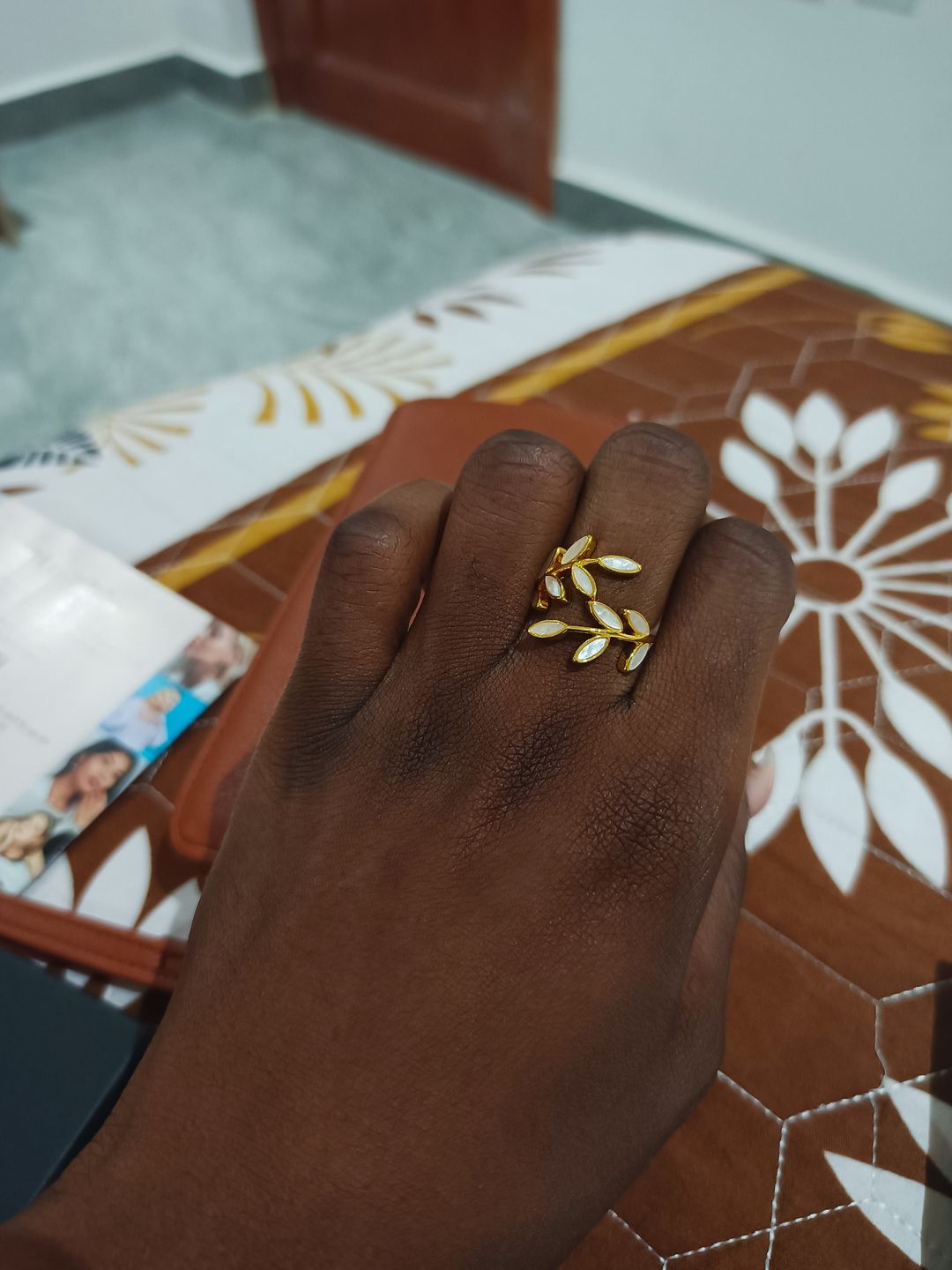 Customer photo review of Gold Leaf Ring