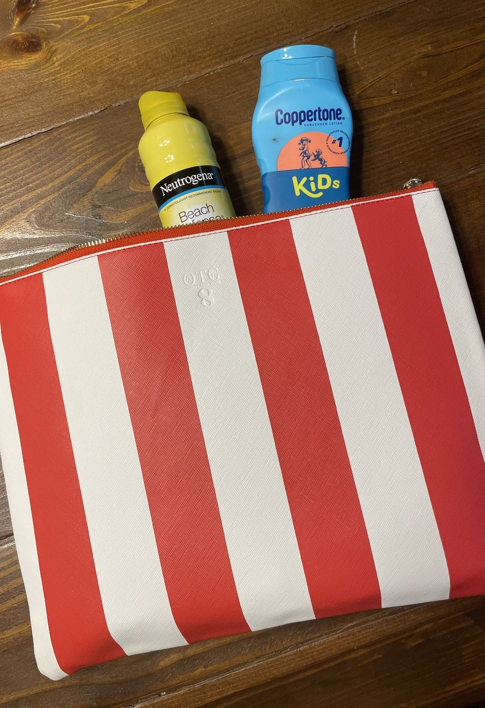 Customer photo review of {O}verly {O}rganized Bag Club