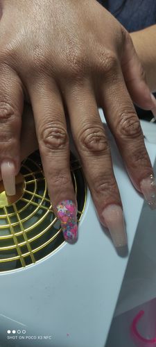 Customer photo review of Acrilico Butterfly 1 oz Fantasy Nails